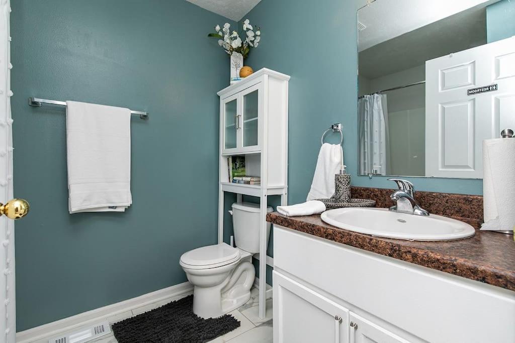 Family Friendly Home Close To Airport And Downtown Des Moines Exterior foto